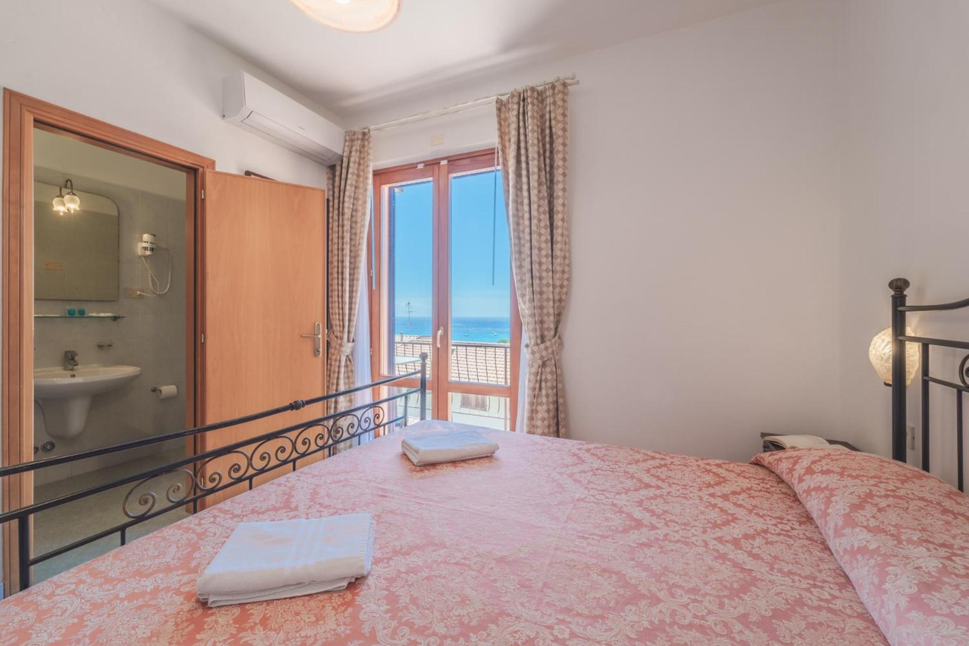 Hotel Lo Scirocco フェトヴァイア エクステリア 写真