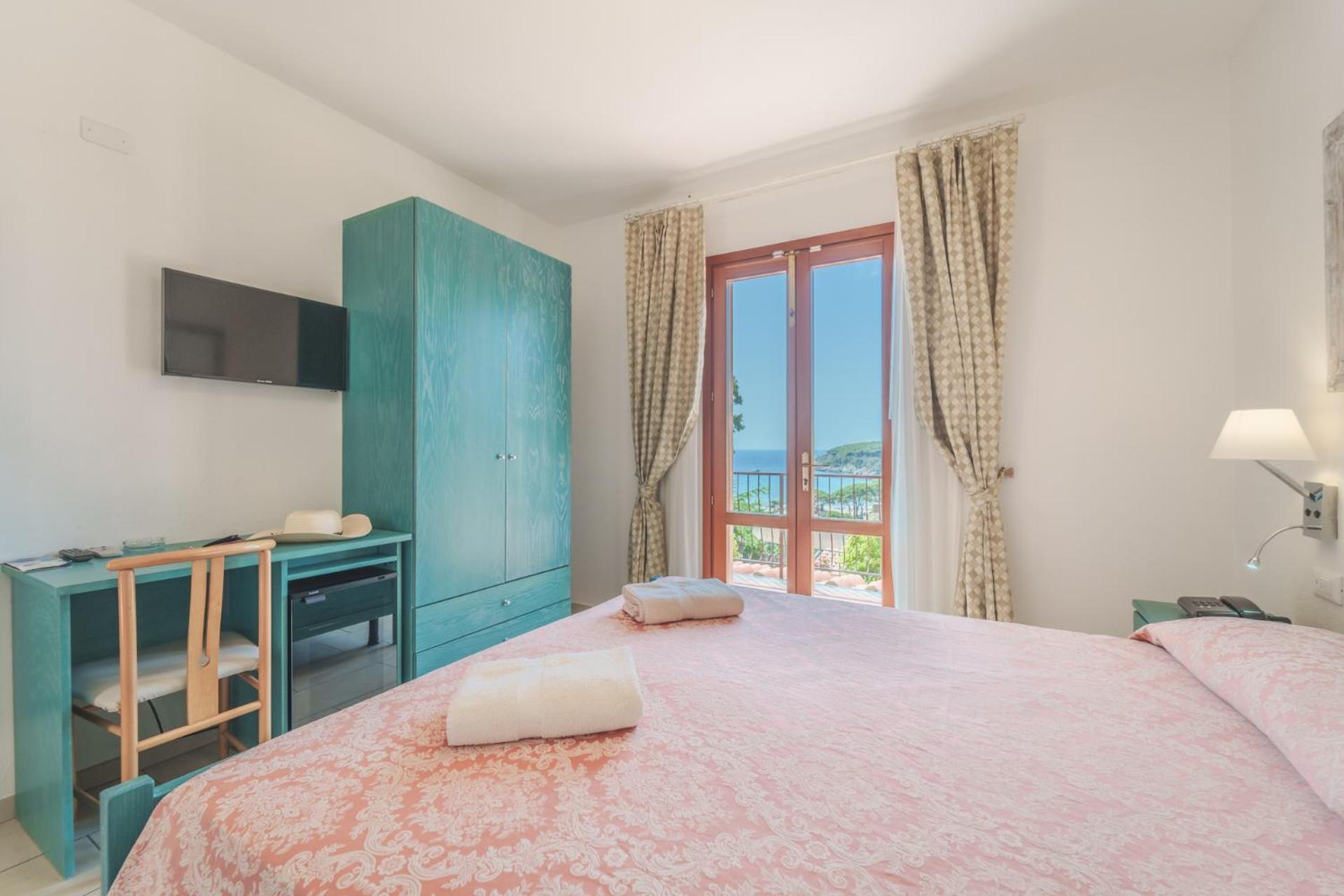 Hotel Lo Scirocco フェトヴァイア エクステリア 写真